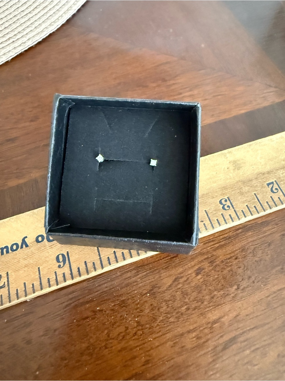 New 925 Sterling Silver Stud Earrings